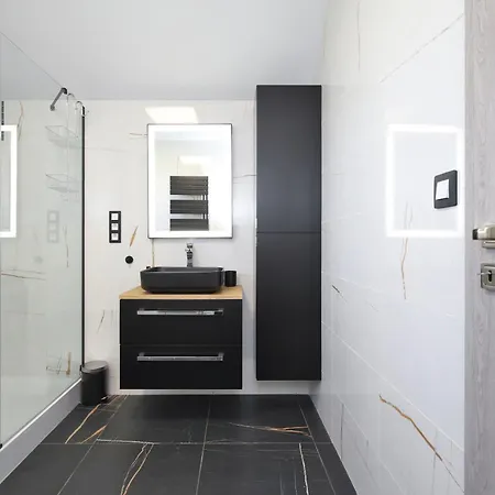 Berg Villa Rovensko pod Troskami